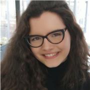 Laureata in lingue impartisce lezioni di inglese per studenti delle scuole superiori o medie